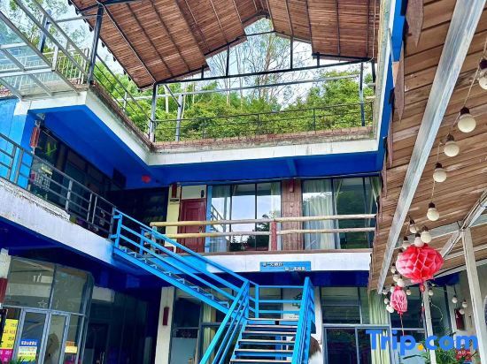 Цзиньюань: Qingyuan Tea Valley Wenquan Inn