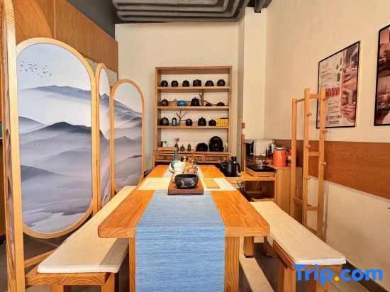 Инкоу: Aiju Art Hotel (Yingkou Institute of Technology Olympic Sports Center)