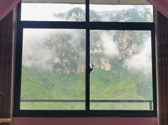Джинченг: Hongxingge Hostel