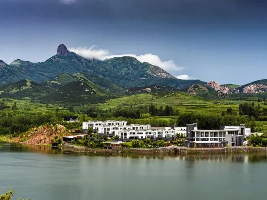 Жичжао: Yungu Xiangjiju Hot Spring Holiday Hotel