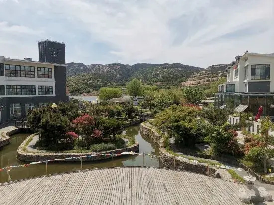 Жичжао: Yungu Xiangjiju Hot Spring Holiday Hotel