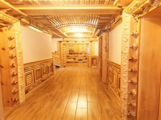 Сунпань: Cailin Holiday Manor