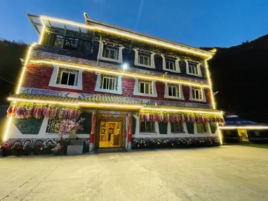 Сунпань: Cailin Holiday Manor