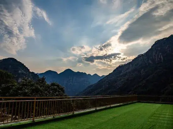 Пекин: Xiangbo Bowen Travel has a mining homestay at home