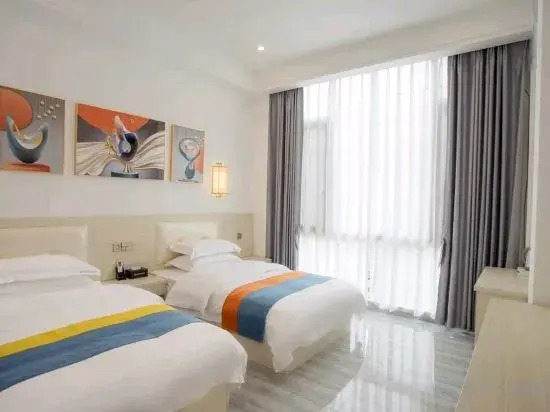 Wood House Fashion Hotel — фото 1