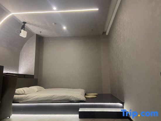Уху: v E-sports hotels