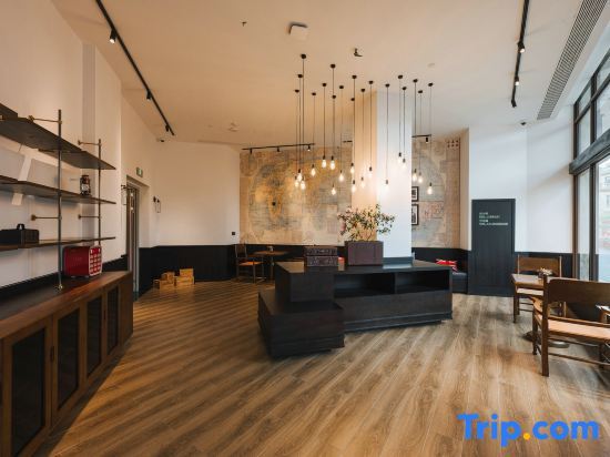 Джиангме: Meet Arcade Building Hotels
