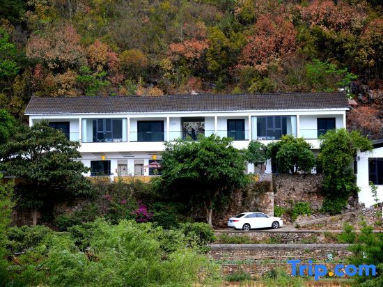 Синъи: Xingyi QingqingYuye Homestay
