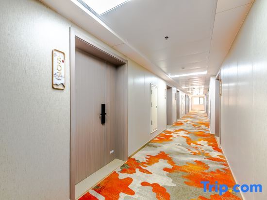 Циндао: Zhubai No.1 Mansion Hotel (Qingdao May Fourth Square Hisense Bridge Subway Station)