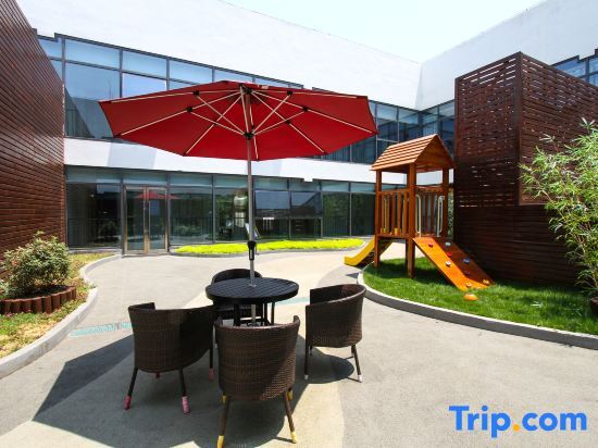 Ляньюньган: Vienna 3 Good Hotel (Lianyungang Guannan High-speed Railway Station)