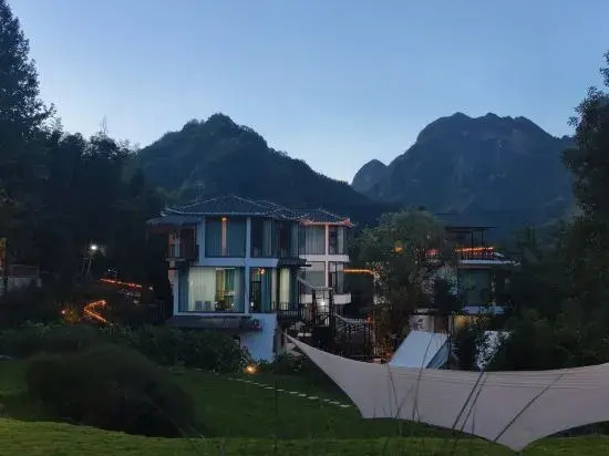 Чжанцзяцзе: Mountain House Bamboo B&B