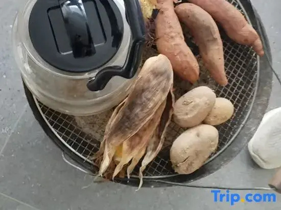 Шангри-Ла: Shangri-La Songjianyunyue Designer Homestay