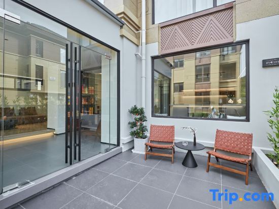 Чжоушань: Nanxiangli Mountain Viewing Holiday Inn (Zhujiajian Guanyin Dharma Realm Store)