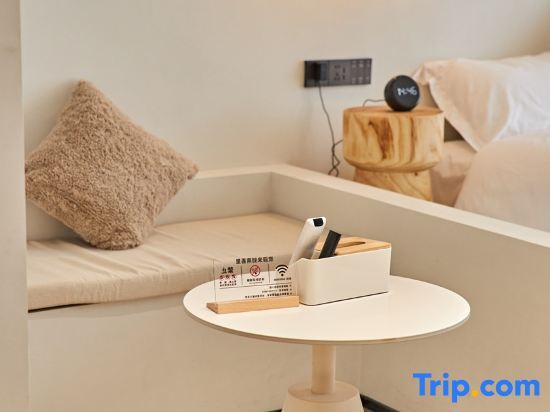 Чжоушань: Nanxiangli Mountain Viewing Holiday Inn (Zhujiajian Guanyin Dharma Realm Store)
