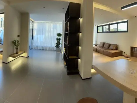 Чжоушань: Nanxiangli Mountain Viewing Holiday Inn (Zhujiajian Guanyin Dharma Realm Store)