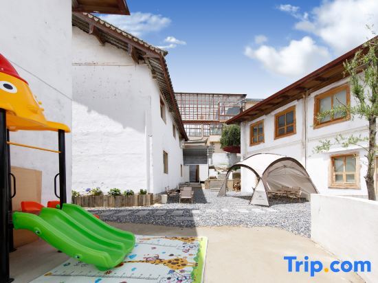 Шангри-Ла: Shangri-La No.1 Bieyuan Boutique Homestay (Dukezong Ancient City Sifang Street Branch)