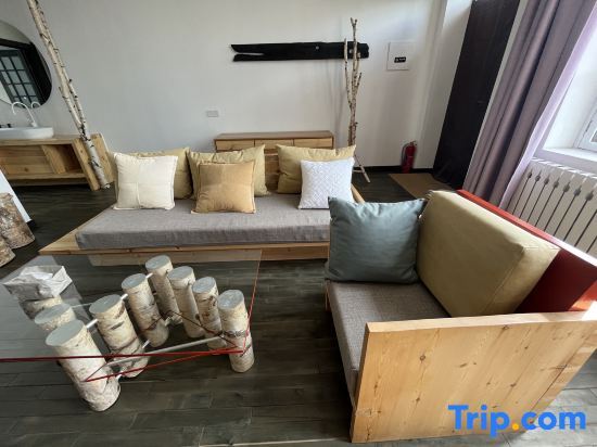 Хулун-Буир: mangui ling shang hua kai homestay