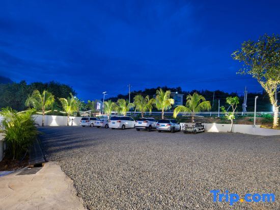 Ваньнин: Wanning Moye Homestay (Riyuewan Surfing Store)