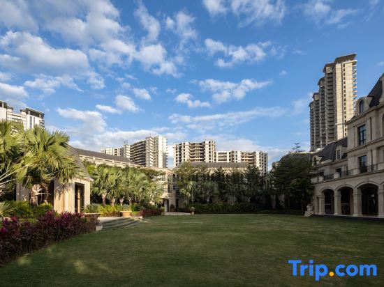 Ваньнин: Wanning Riyuewan Shangyi Seaview Surf Apartment