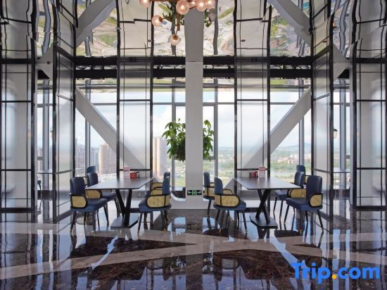 Янгиианг: Yangjiang International Financial Center yage Hotel