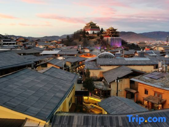Шангри-Ла: Shangri La Shanye Old Residence Homestay