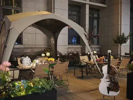 Хуайань: Vienna International Hotel (Huai'an Lianshui Development Zone High-speed Railway Station)