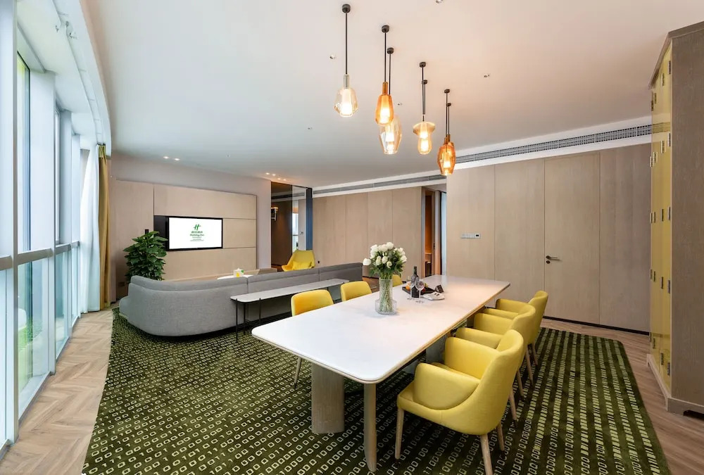 Чунцин: Holiday Inn Chongqing Data Valley, an IHG Hotel