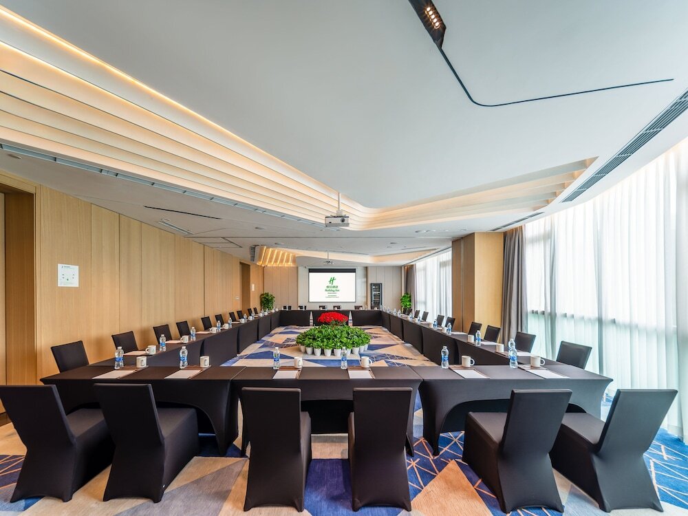 Чунцин: Holiday Inn Chongqing Data Valley, an IHG Hotel