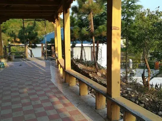 Линьи: Mengyin Taoyuan Mountain Residence