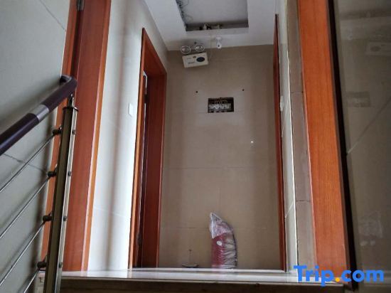 Уху: Wuhu Qianjiangyue Hotel