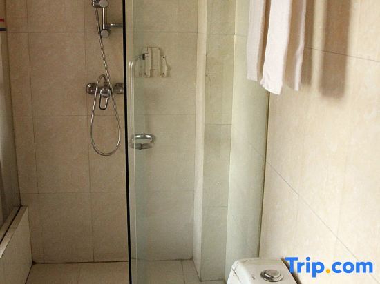 Уху: Wuhu Qianjiangyue Hotel