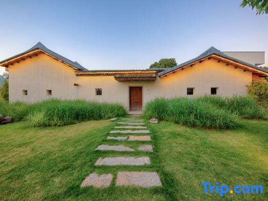 Хойчжоу: Huizhou autumn long valley home stay