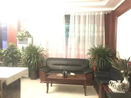 Фуян: Linquan Love Apartment Hotel