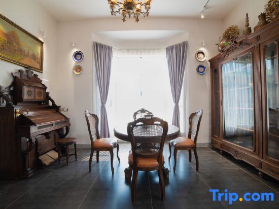 Джиангме: Zhuwaiyun Yishu Hostel