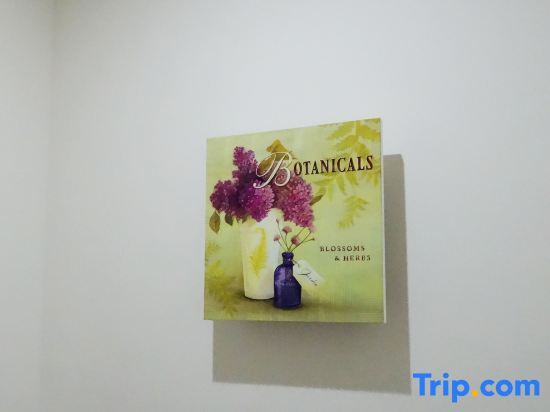 carousel image 0