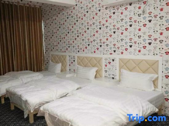 Юнчжоу: Yongzhou Delong Hotel