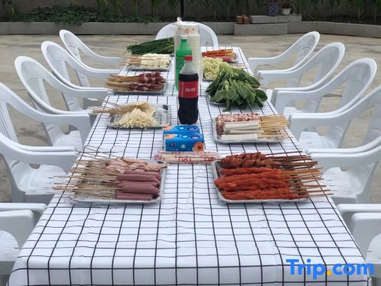 Ханчжоу: Zhaizhuang Gate Homestay (OMG Heartbeat Paradise)