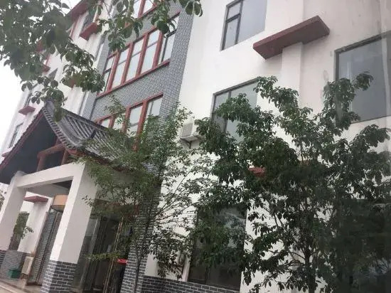 Линьи: Shangkeyou Chain Hotel (Songnan Dadianzhen Zhongxin Street Branch)