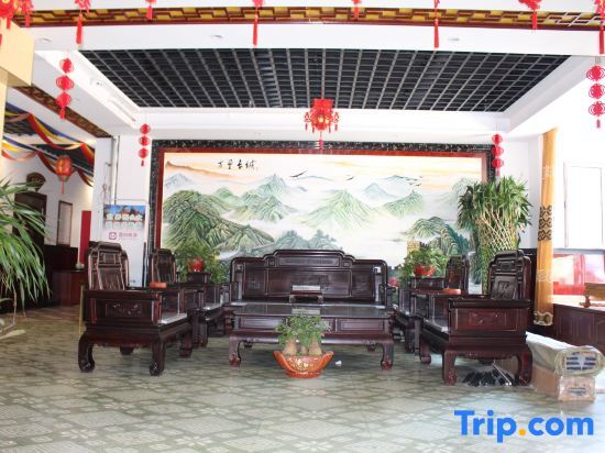 Люян: Xiaoyi Jindun Apartment