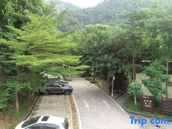 Чжаоцин: Qingquangu Homestay