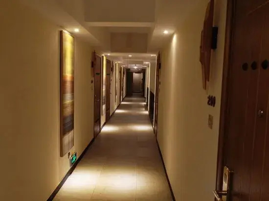 Чжаоцин: Qingquangu Homestay