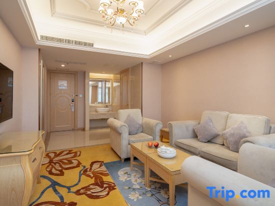 Цзеян: Vienna Zhihao Hotel (Jieyang Huilai Kwai and Avenue Longjiang Branch)