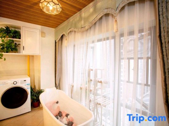 Юнчжоу: Yongzhou Yixin Apartment