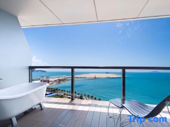 Янгиианг: Stay in Yangjiang. Come see the Beach House