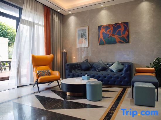 Янгиианг: Stay in Yangjiang. Come see the Beach House
