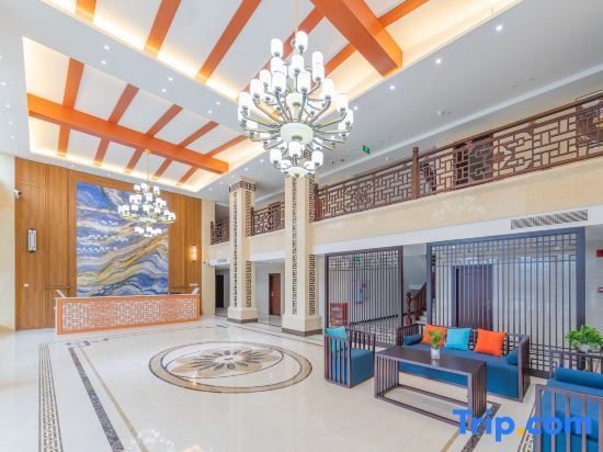 Чунцин: 99 Best Hotel (Chongqing Yunyang Longgang Scenic Area Qingshui Tujia Township)