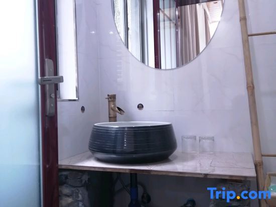 Ханчжоу: Huaxuantang Homestay (Shengxianli Ski Resort)