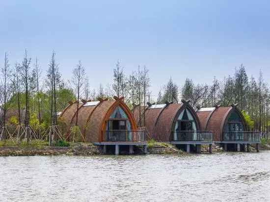 Сучжоу: Guli Hongdou Resort • Lake Lodge