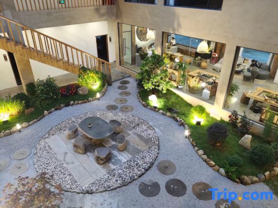 Хойчжоу: South Kunshan Huaxi Yuguwei Mountain Residence