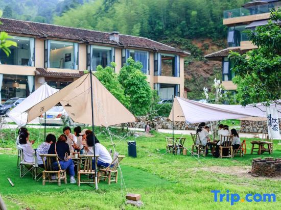 Хойчжоу: South Kunshan Huaxi Yuguwei Mountain Residence